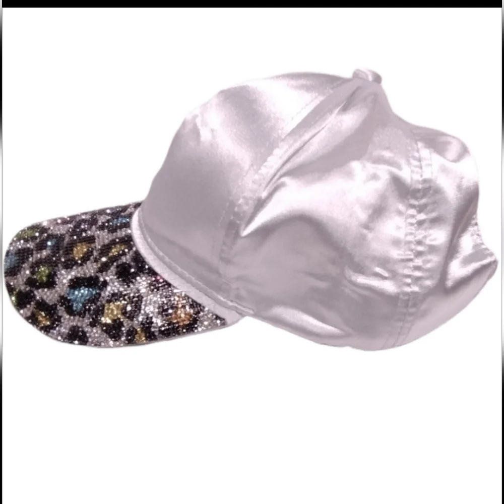 VERA New York Multi Leopard Rhinestone Satin Cap NWT